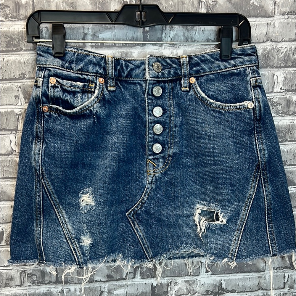 We the Free Denim Distressed Skirt‎